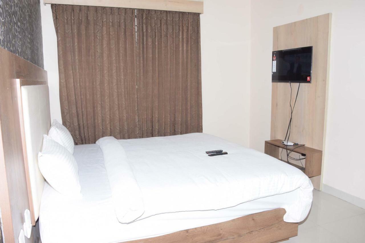 Salem Regency - A Business Stay Ngoại thất bức ảnh
