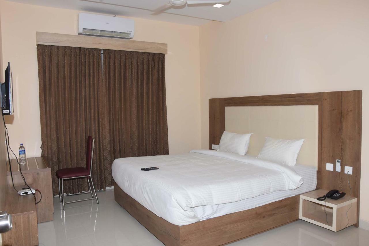 Salem Regency - A Business Stay Ngoại thất bức ảnh
